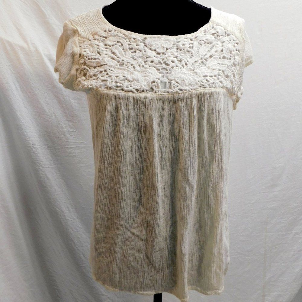 Nicole Miller M Lace White T-Shirt Blouse EUC